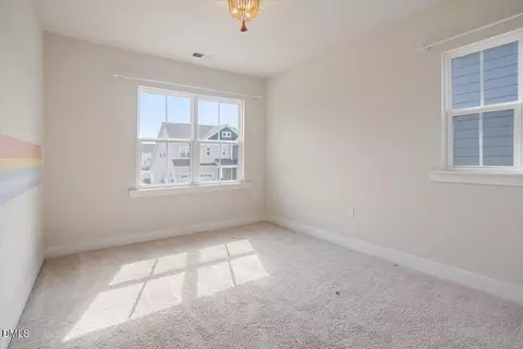 Bedroom - 541 Roycroft Dr, Wake Forest, NC 27587 photo 13 of 17