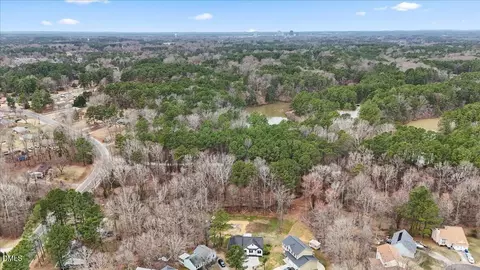 View/Area - 3201 Venus Dr, Durham, NC 27703 photo 2 of 6