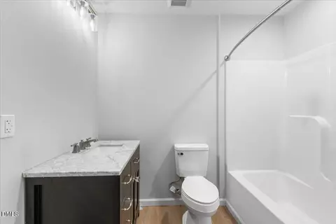 Bath - 3201 Venus Dr, Durham, NC 27703 photo 4 of 4
