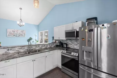 Kitchen - 3201 Venus Dr, Durham, NC 27703 photo 4 of 5