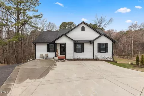 Exterior - 3201 Venus Dr, Durham, NC 27703 photo 4 of 5