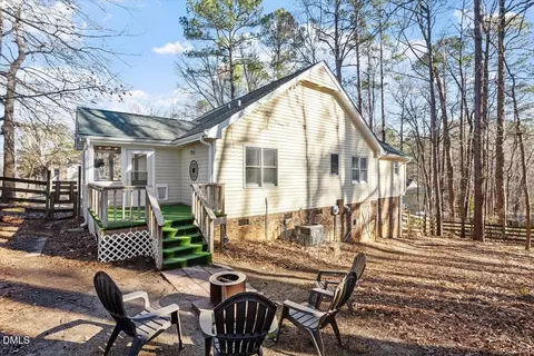 Exterior - 108 Fairburn Ct, Wake Forest, NC 27587 photo 5 of 6
