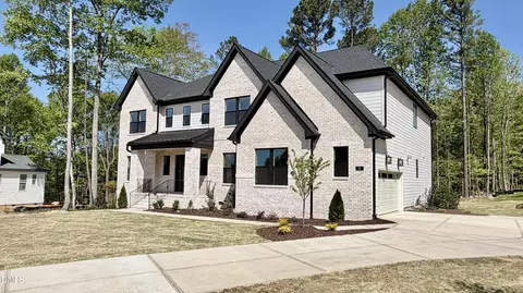 91 Chapel Oaks Ln, Chapel Hill, NC 27517