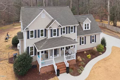 222 Susan Dr, Garner, NC 27529