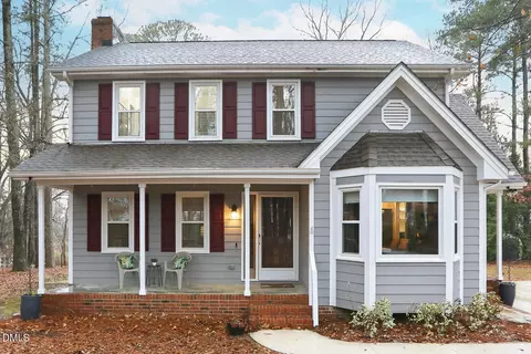 1501 Twin Lake Dr, Holly Springs, NC 27540