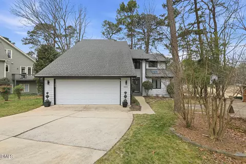 3005 Fownes Ct, Raleigh, NC 27613