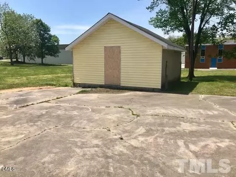 209 Broad St, Oxford, NC 27565