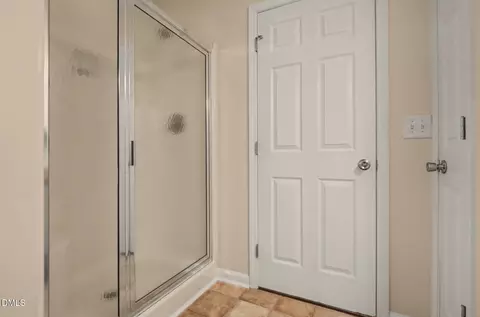 Bath - 3712 Appling Way, Durham, NC 27703 photo 3 of 6