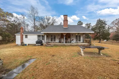 3250 Mine Creek Rd, Burlington, NC 27217