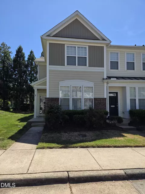 7869 Spungold St, Raleigh, NC 27617