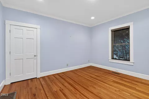 Bedroom - 910 Oakland Ave, Durham, NC 27705 photo 10 of 10