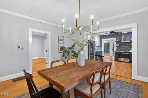 Dining - 910 Oakland Ave, Durham, NC 27705 photo 4 of 4