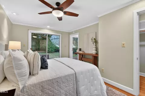Bedroom - 910 Oakland Ave, Durham, NC 27705 photo 4 of 10