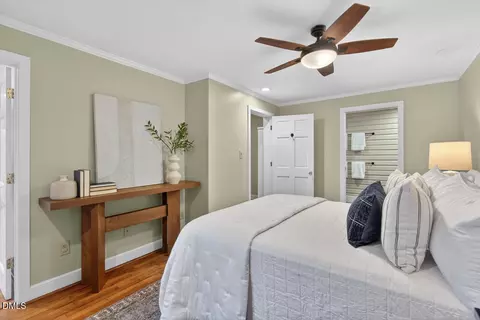 Bedroom - 910 Oakland Ave, Durham, NC 27705 photo 3 of 10