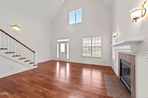 Living - 7101 Numa Cir, Willow Spring, NC 27592 photo 2 of 4
