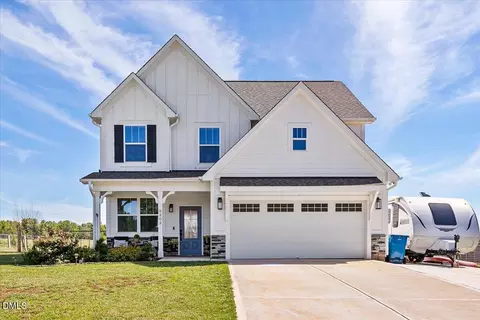 5202 Goshawk Ln, Graham, NC 27253