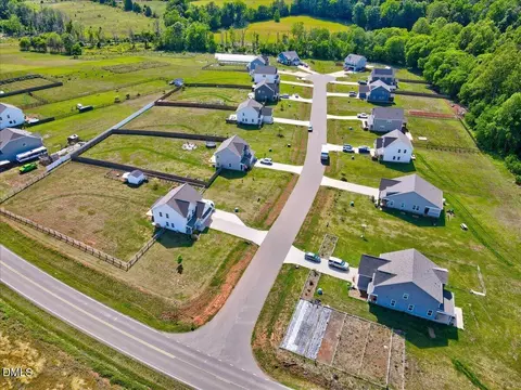 View/Area - 5202 Goshawk Ln, Graham, NC 27253 photo 4 of 6