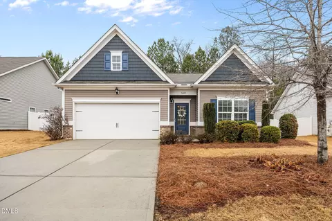 1448 Abercorn Ln, Sanford, NC 27330