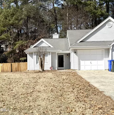 205 Standish Dr, Chapel Hill, NC 27517