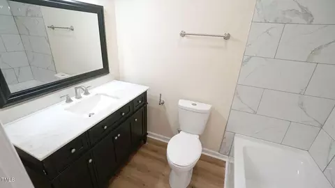 Bath - 909 Windcrest Rd, Durham, NC 27713 photo 8 of 10