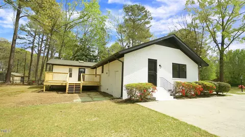 Exterior - 909 Windcrest Rd, Durham, NC 27713 photo 3 of 12