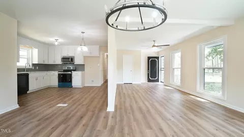 Living - 909 Windcrest Rd, Durham, NC 27713 photo 7 of 9
