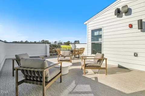 152 N White St # 200, Wake Forest, NC 27587
