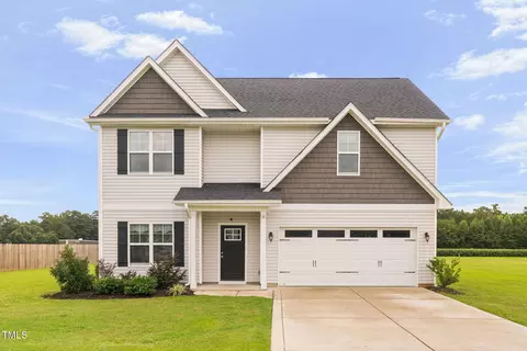 8 Sanford Ln, Dunn, NC 28334