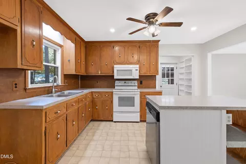 Kitchen - 5917 Scalybark Rd, Durham, NC 27712 photo 1 of 5