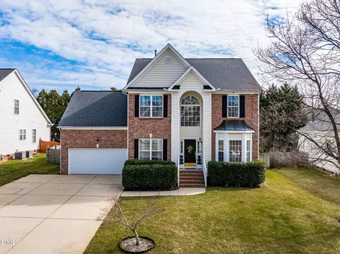 2016 Ambrose Park Ln, Cary, NC 27518