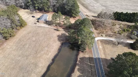 474 Indian Camp Rd, Smithfield, NC 27577