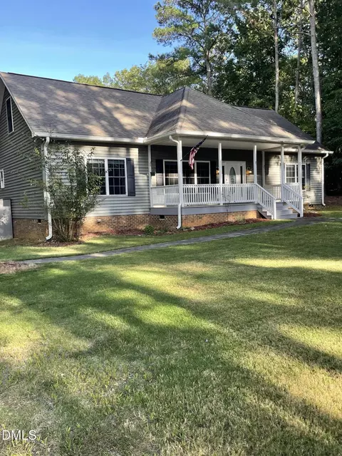 790 Hill Ln, Bracey, VA 23919