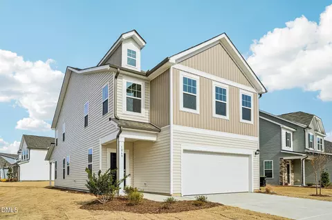 1069 Channel Drop Loop, Zebulon, NC 27597