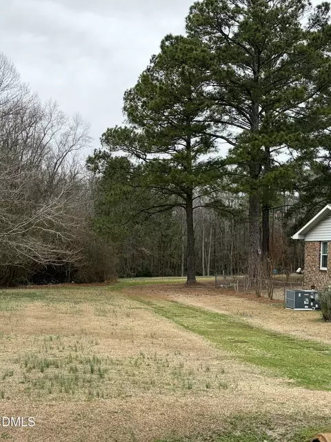 1102 S 6th St, Lillington, NC 27546
