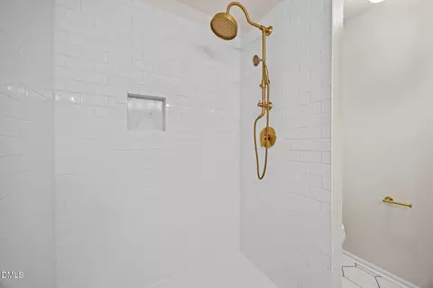 Bath - 71 Rosa Cir, Willow Spring, NC 27592 photo 2 of 3