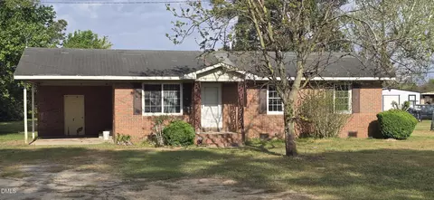 515 Nc-71 Hwy, Maxton, NC 28364
