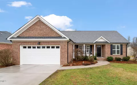 560 Little Creek Dr, Graham, NC 27253