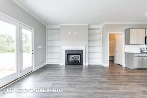 160 Beebalm Run, Dunn, NC 28334 photo 4