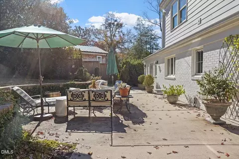 Exterior - 2416 E Lake Dr, Raleigh, NC 27609 photo 7 of 11