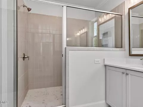Bath - 6026 Scalybark Rd, Durham, NC 27712 photo 3 of 5