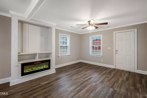 Living - 600 E Lizzie St, Selma, NC 27576 photo 1 of 3