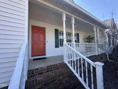 Exterior - 121 Blackthorne Pl, Garner, NC 27529 photo 2 of 13