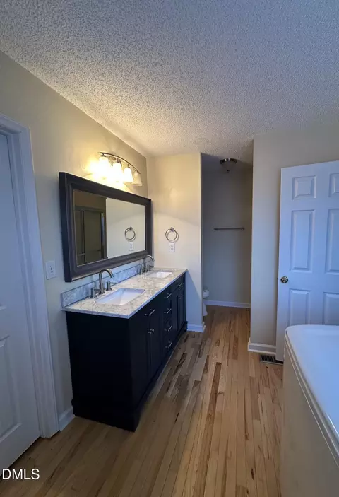 Bath - 121 Blackthorne Pl, Garner, NC 27529 photo 1 of 5