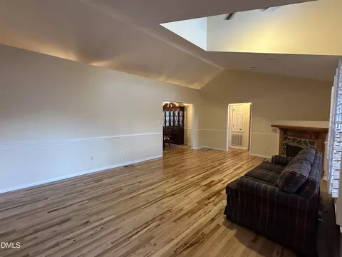 Living - 121 Blackthorne Pl, Garner, NC 27529 photo 2 of 4