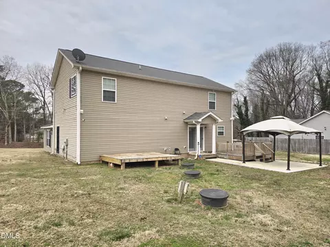 Exterior - 202 Mason Rd, Durham, NC 27712 photo 3 of 4