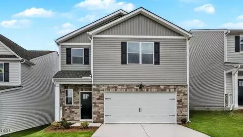 278 Chapel St, Fuquay Varina, NC 27526