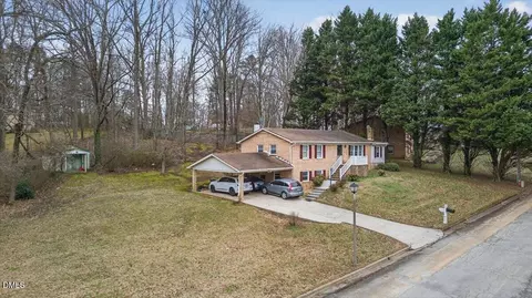 617 Greenway Dr, South Boston, VA 24592