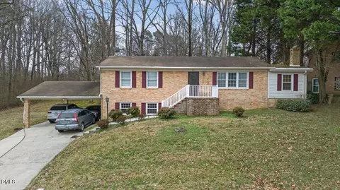617 Greenway Dr, South Boston, VA 24592