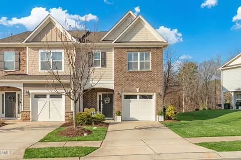 210 Castien Cove Pl, Apex, NC 27539