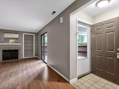 319 Brookberry Cir, Chapel Hill, NC 27517